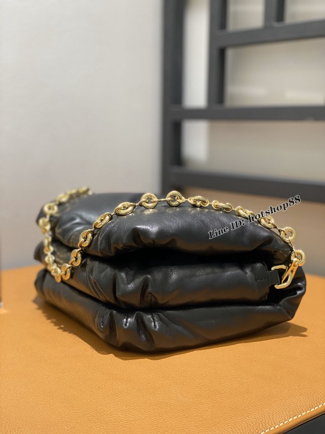 Loewe專櫃2022新款Goya羊皮包包女款肩背包 羅意威甜甜圈金屬短鏈條女包 型號9801# lyw1539